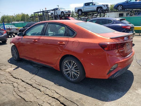 2022 KIA FORTE GT Line