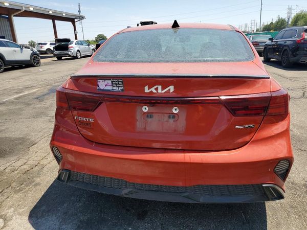 2022 KIA FORTE GT Line