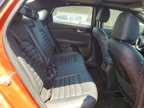 2022 KIA FORTE GT Line