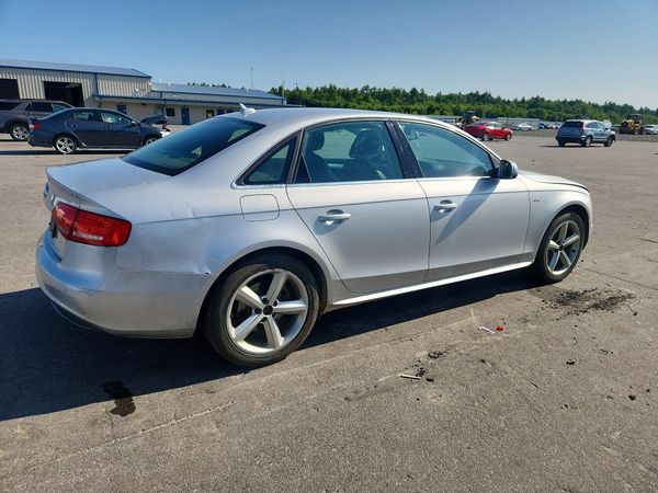2012 AUDI A4 quattro Premium Plus