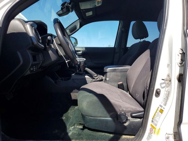 2019 TOYOTA TACOMA SR5