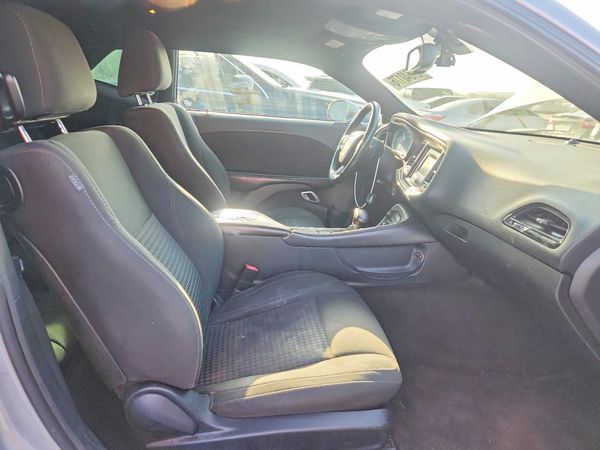 2015 DODGE CHALLENGER SXT