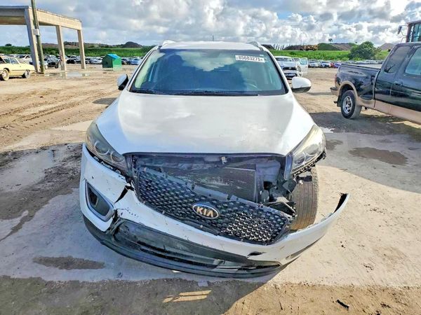 2017 KIA SORENTO L, LX