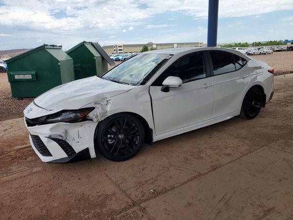 2026 TOYOTA CAMRY