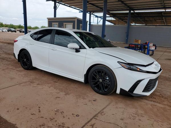 2026 TOYOTA CAMRY