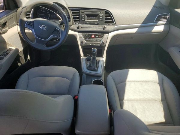 2017 HYUNDAI ELANTRA