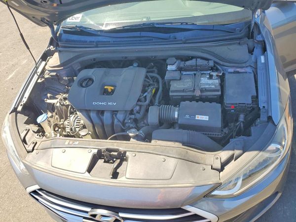 2017 HYUNDAI ELANTRA
