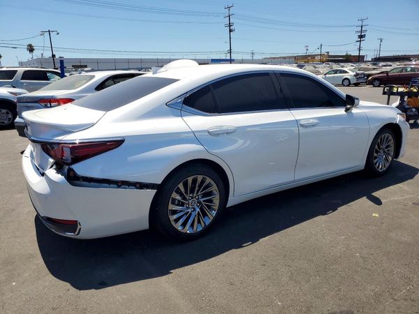 2025 LEXUS ES 300H 300h Luxury