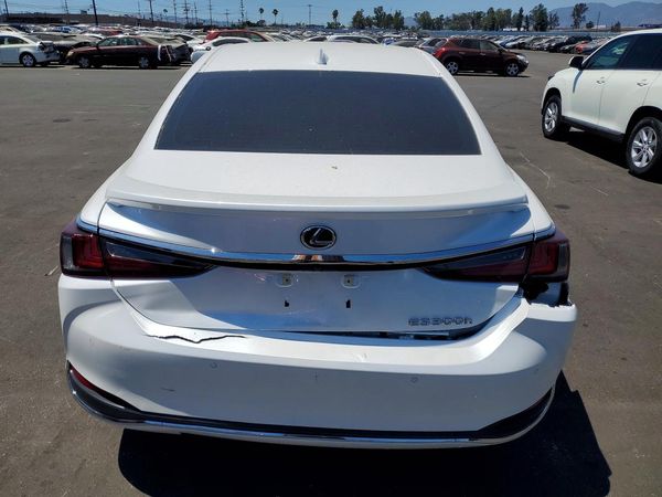 2025 LEXUS ES 300H 300h Luxury