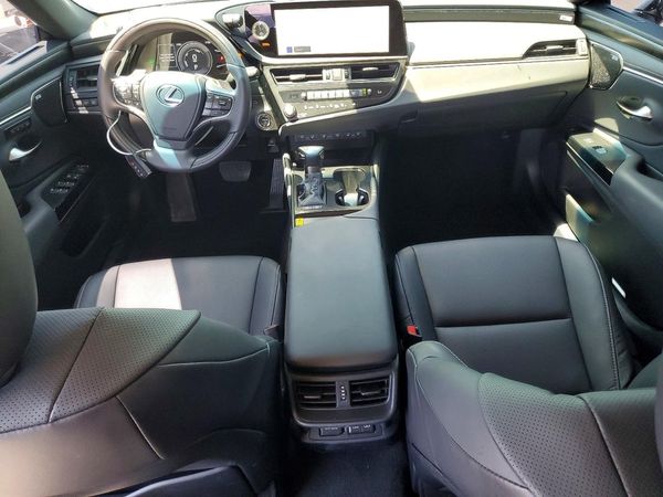 2025 LEXUS ES 300H 300h Luxury