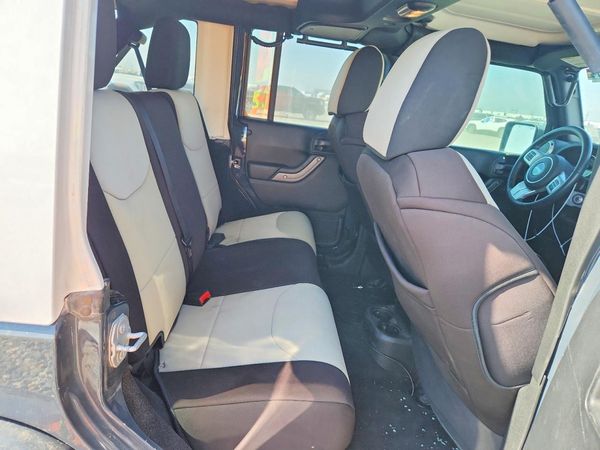 2017 JEEP WRANGLER UNLIMITED SAHARA 4X4