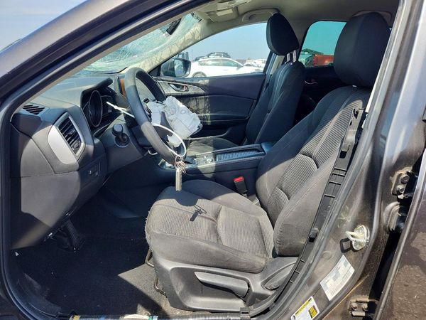 2017 MAZDA 3 Sport
