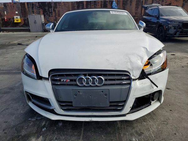 2015 AUDI TTS quattro