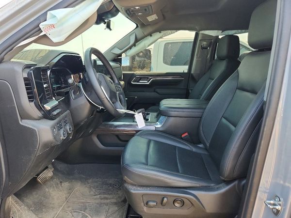 2024 CHEVROLET SILVERADO LTZ — DENT