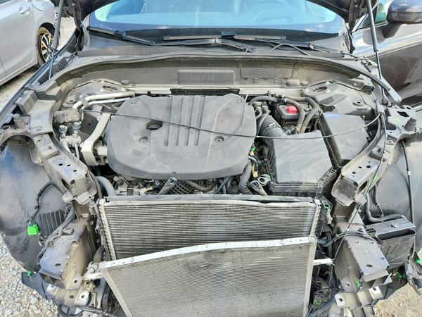2022 VOLVO XC60 Inscription