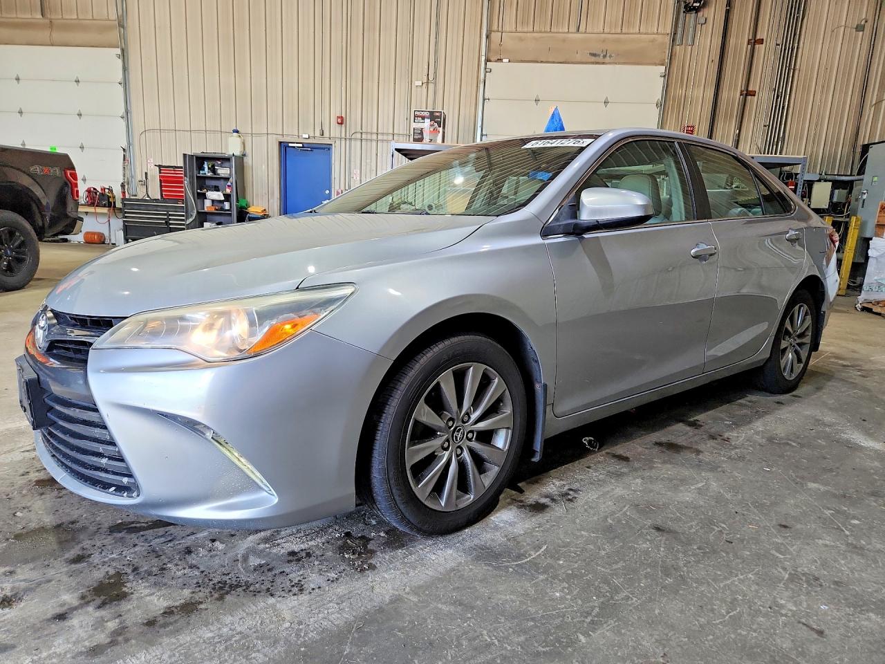2015 TOYOTA CAMRY