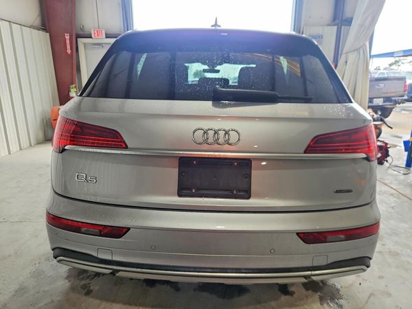 2022 AUDI Q5