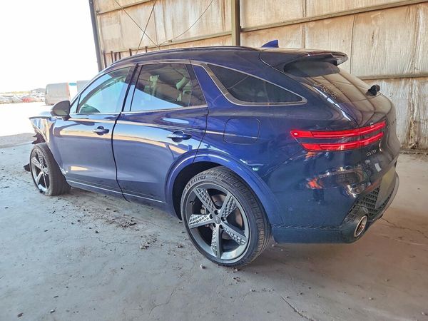 2022 GENESIS GV70