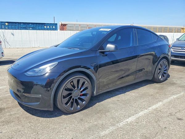 2022 TESLA MODEL Y