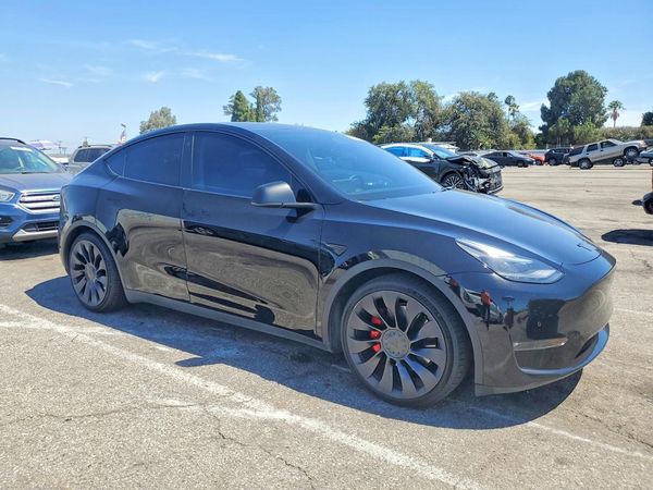 2022 TESLA MODEL Y