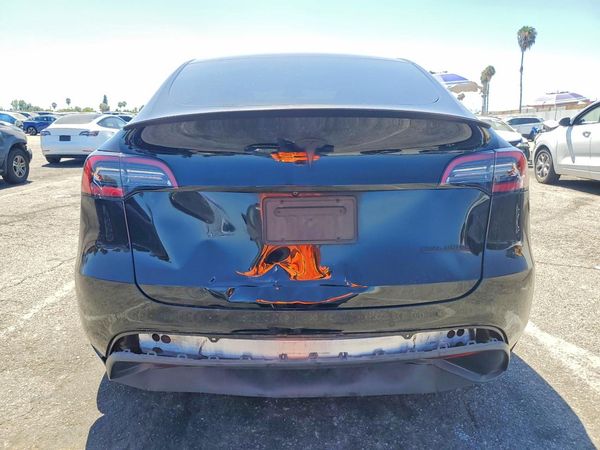 2022 TESLA MODEL Y