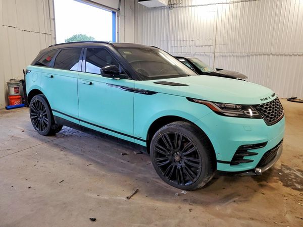 2018 LAND ROVER RANGEROVER R-Dynamic SE — Passenger 3/4