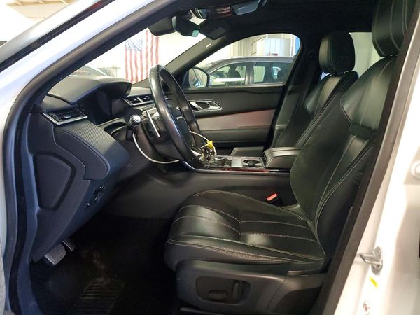 2018 LAND ROVER RANGEROVER R-Dynamic SE — DENT