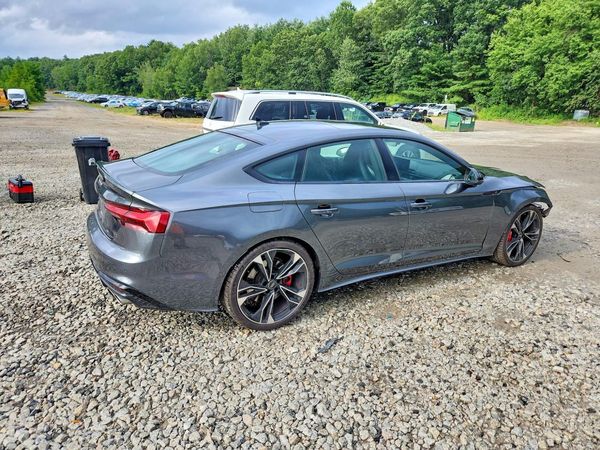 2022 AUDI S5 quattro Premium Plus