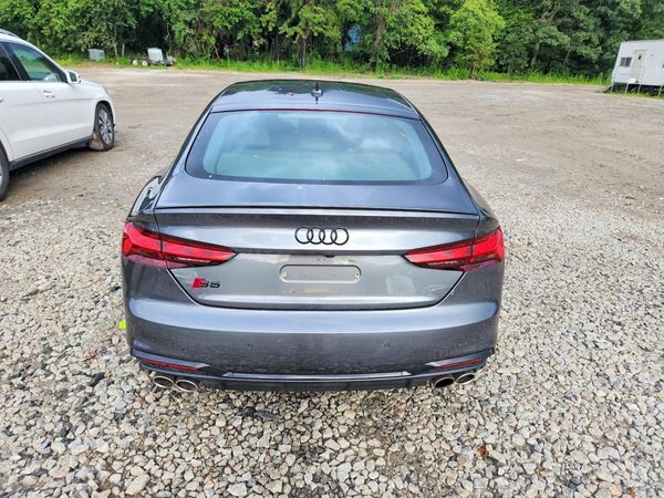 2022 AUDI S5 quattro Premium Plus