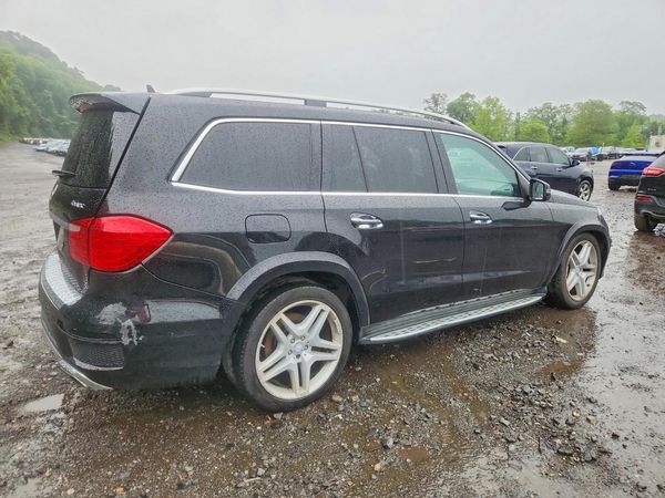 2014 MERCEDES-BENZ GL GL 550 4MATIC