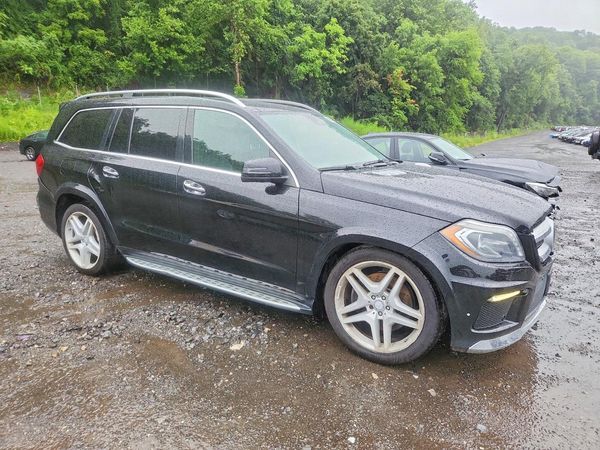 2014 MERCEDES-BENZ GL GL 550 4MATIC