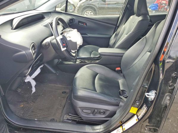 2022 TOYOTA PRIUS