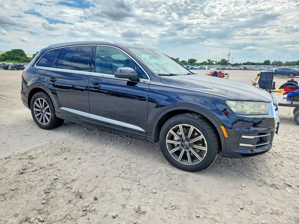 2017 AUDI Q7 quattro Premium Plus