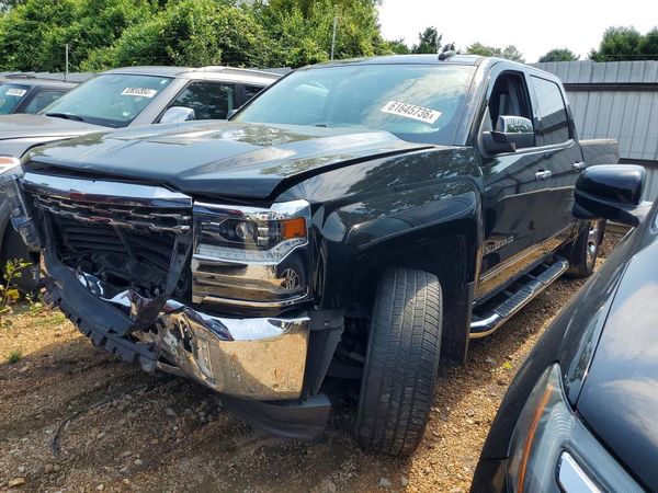 2018 CHEVROLET SILVERADO LTZ — Front 3/4
