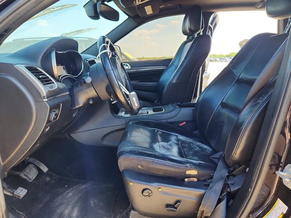 2020 JEEP CHEROKEE Limited — DENT