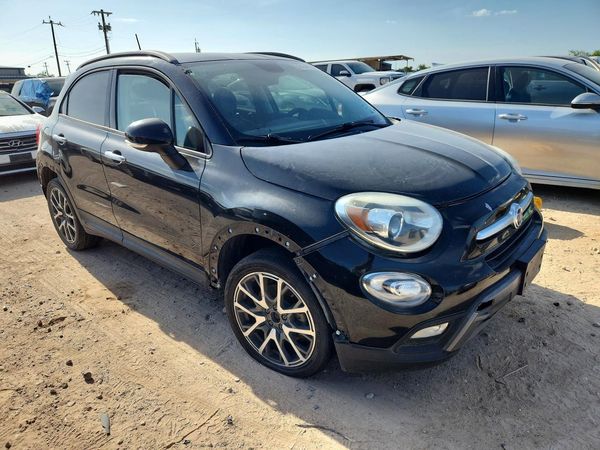 2018 FIAT 500 TREKKING — Passenger 3/4