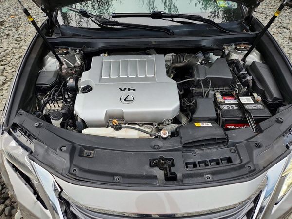 2018 LEXUS ES 350