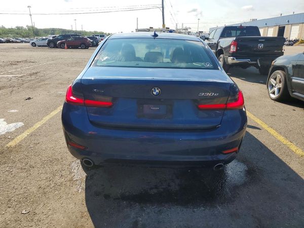2021 BMW 330XE