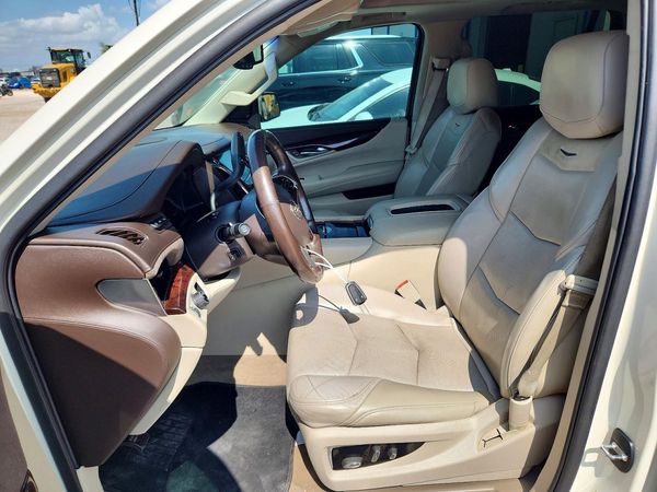 2015 CADILLAC ESCALADE Luxury