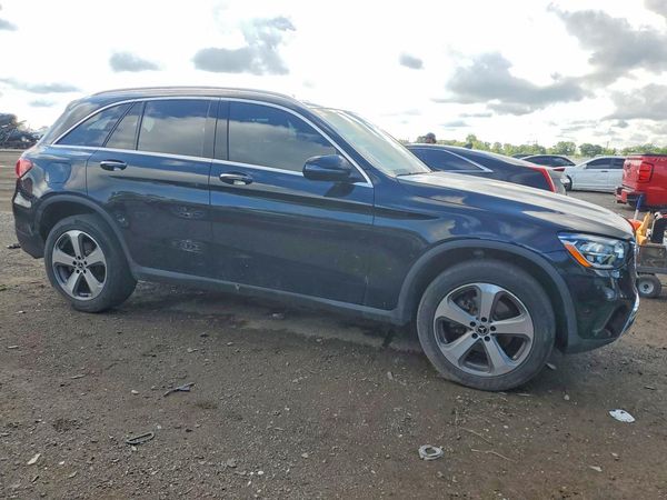 2022 MERCEDES-BENZ GLC GLC300 4MATIC — Passenger 3/4