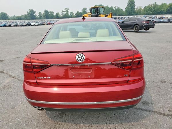 2018 VOLKSWAGEN PASSAT SE, SE w/ Technology