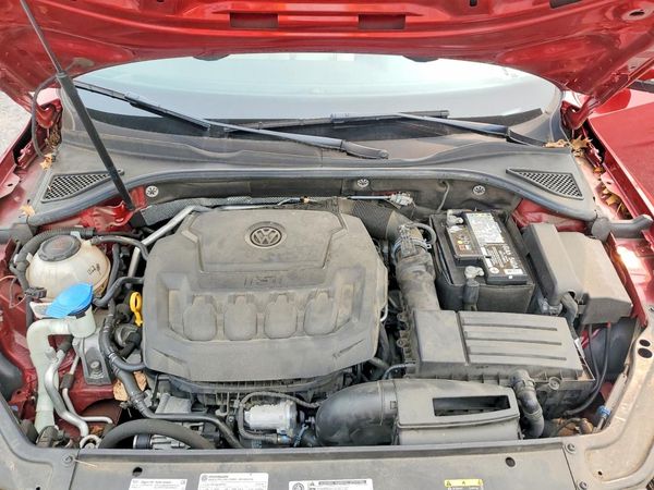 2018 VOLKSWAGEN PASSAT SE, SE w/ Technology
