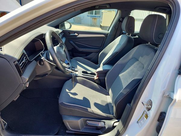 2025 VOLKSWAGEN JETTA Sport