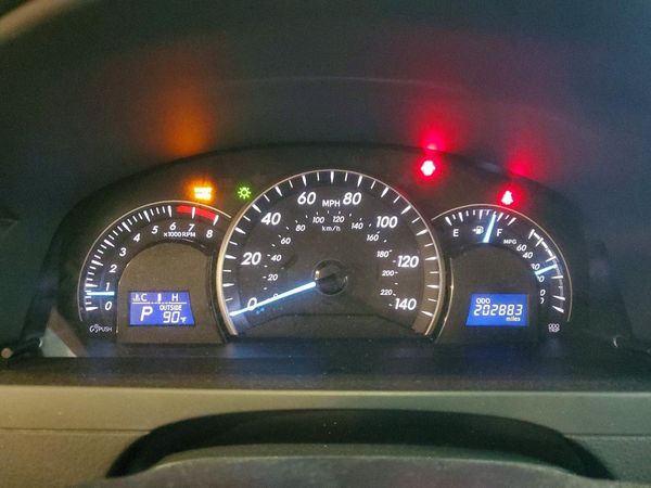 2012 TOYOTA CAMRY