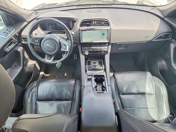 2019 JAGUAR F-PACE R Sport