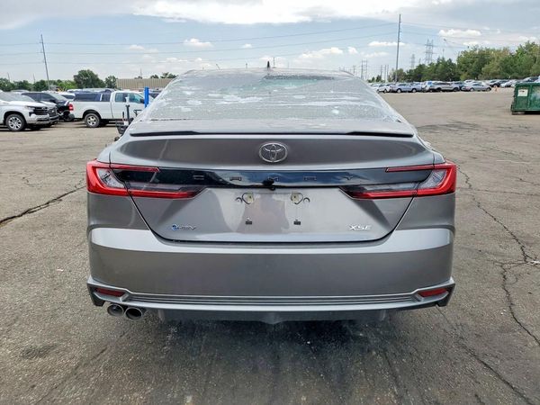 2025 TOYOTA CAMRY