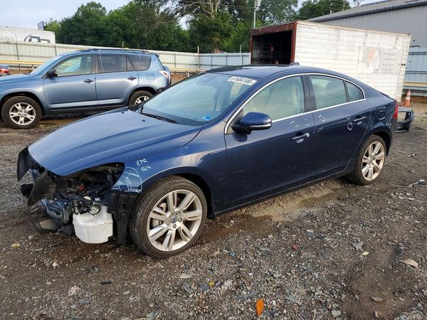 2013 VOLVO S60