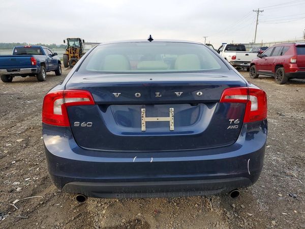 2013 VOLVO S60
