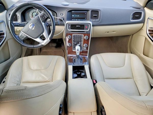 2013 VOLVO S60