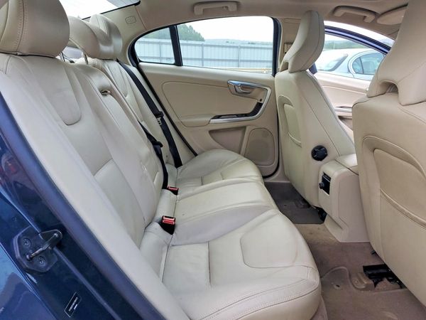 2013 VOLVO S60